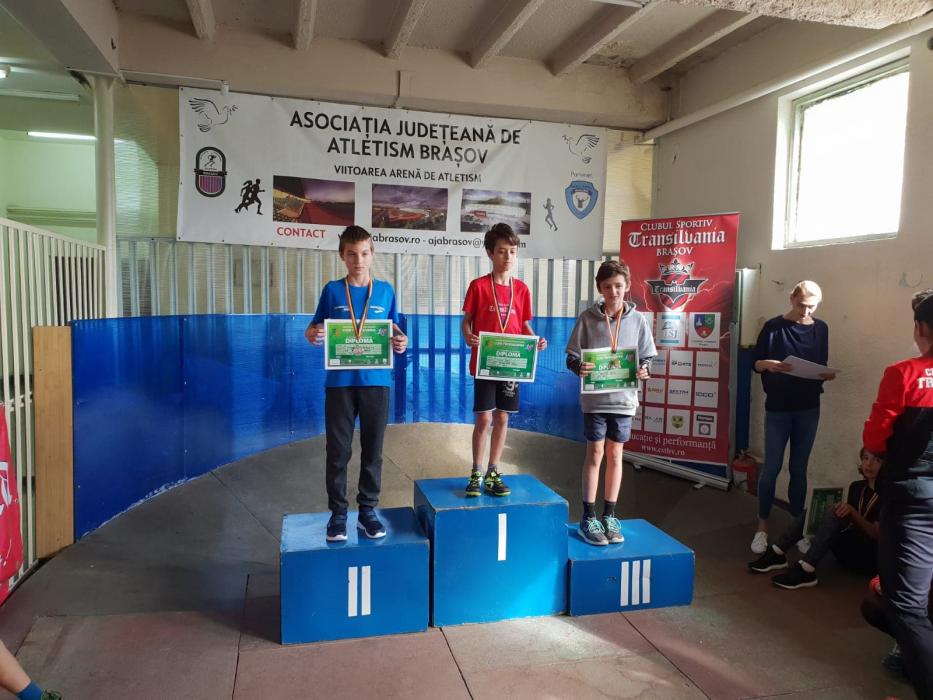 100 de copii la prima ediție a „Cupei Transilvania” la atletism