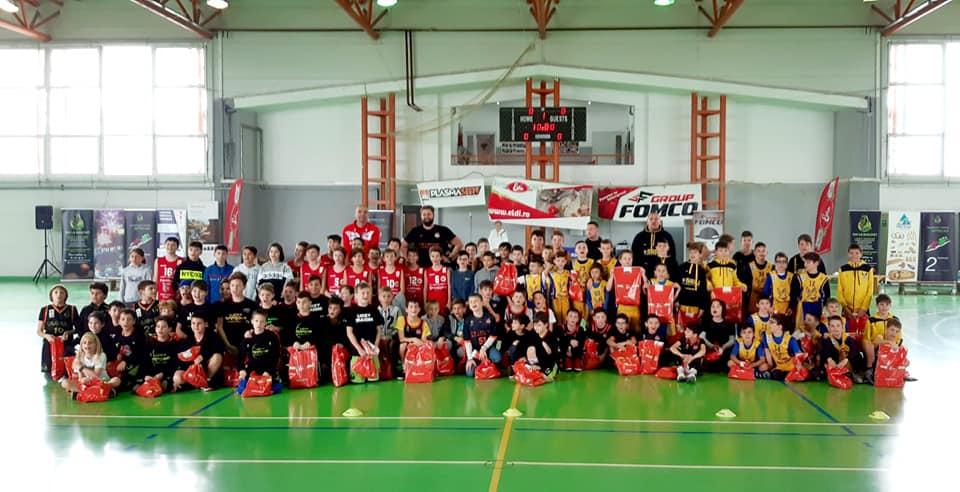 Echipele de baby și minibaschet au jucat în City League, la Târgu Mureș