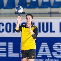 Claudia Lăcătuș