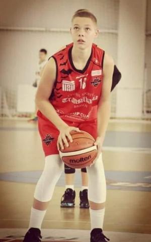 Luca Iles - MVP Baschet
