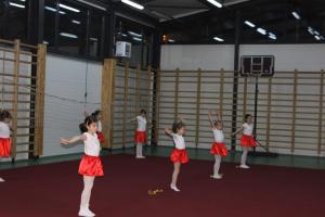 Serbarea de Craciun - Grupa Elena Luca - Sc.1