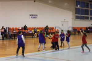 Mos Craciun a venit si la ...Handbal (Sc.11)