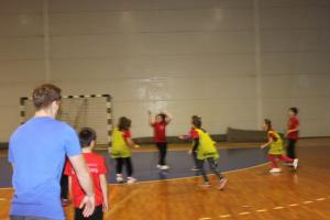 Mos Craciun a venit si la ...Handbal (Sc.11)