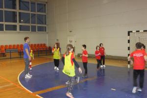 Mos Craciun a venit si la ...Handbal (Sc.11)