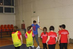 Mos Craciun a venit si la ...Handbal (Sc.11)
