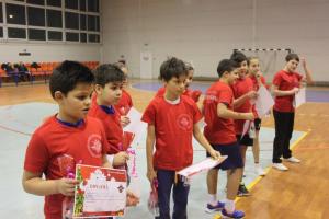 Mos Craciun a venit si la ...Handbal (Sc.11)
